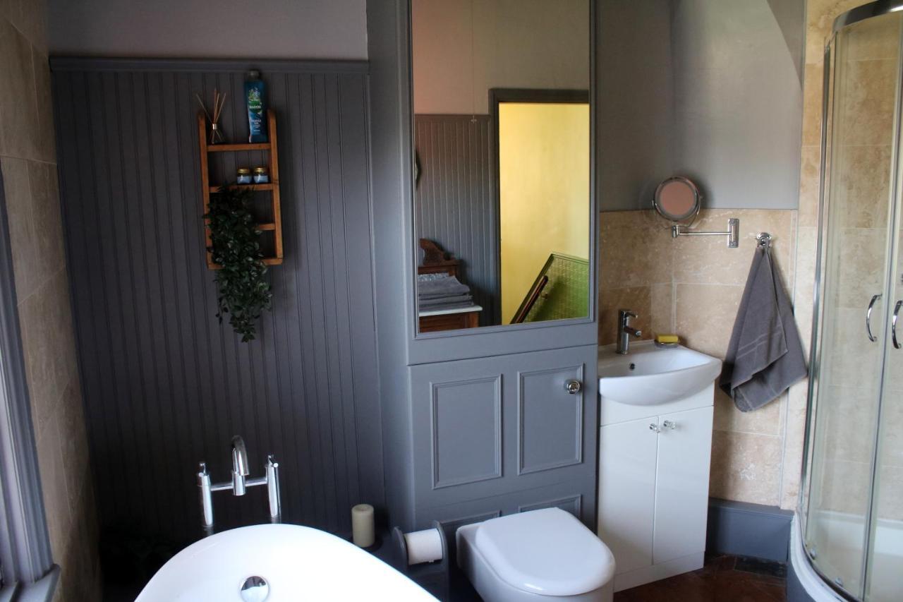 Charming 1800s Worker's Homestay Port Sunlight